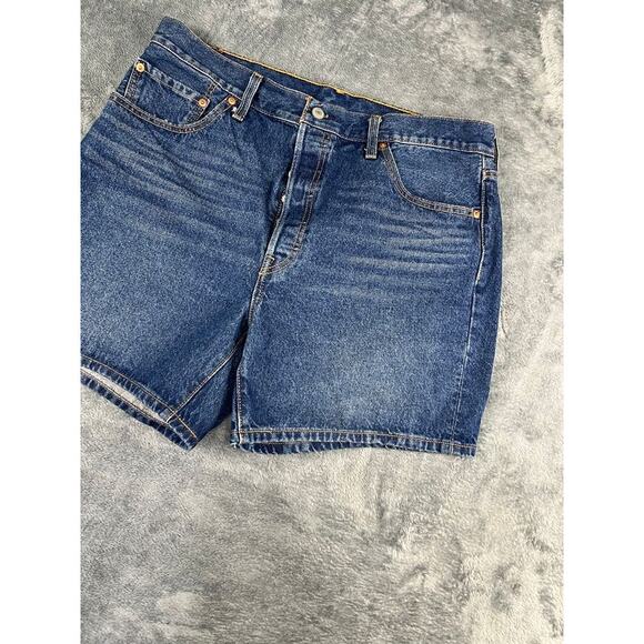 Men's Levis 501 Button fly shorts size 34 excellent condition - Picture 7 of 9